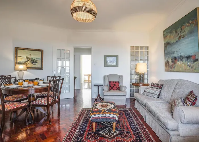 Charming Tm Flat By The Ocean With A View Διαμέρισμα *