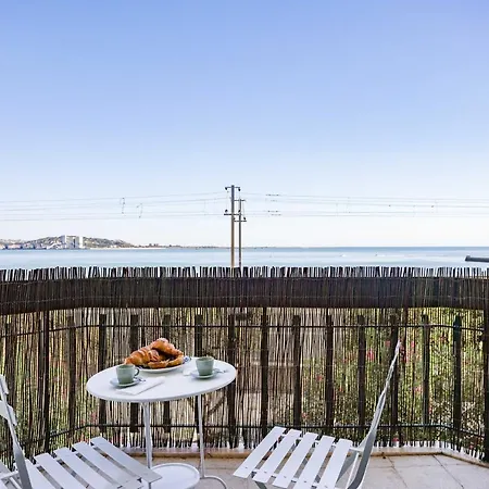 Charming Tm Flat By The Ocean With A View Apartment *